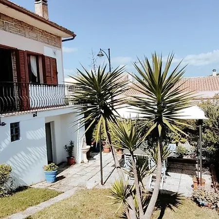 ベッド・アンド・ブレックファスト La Porta Sulla Costa