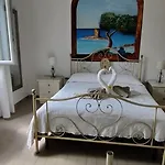 La Porta Sulla Costa Bed and breakfast 4*