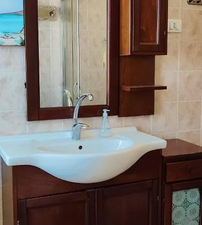 Alojamento de Acomodação e Pequeno-almoço La Porta Sulla Costa San Pantaleo