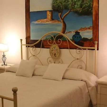 Alojamento de Acomodação e Pequeno-almoço La Porta Sulla Costa San Pantaleo