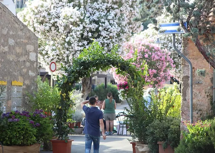 La Porta Sulla Costa 3*